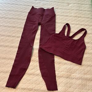 Fabletics Seamless Burgundy Active Set - High Waist Leggings + Sports Bra